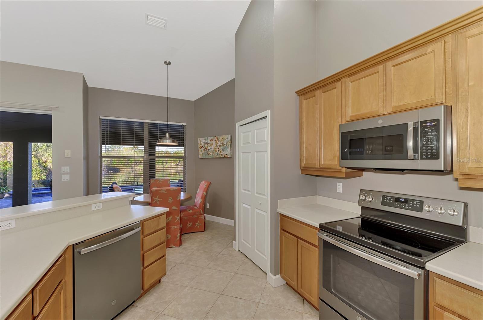 RIVERWOOD - Residential