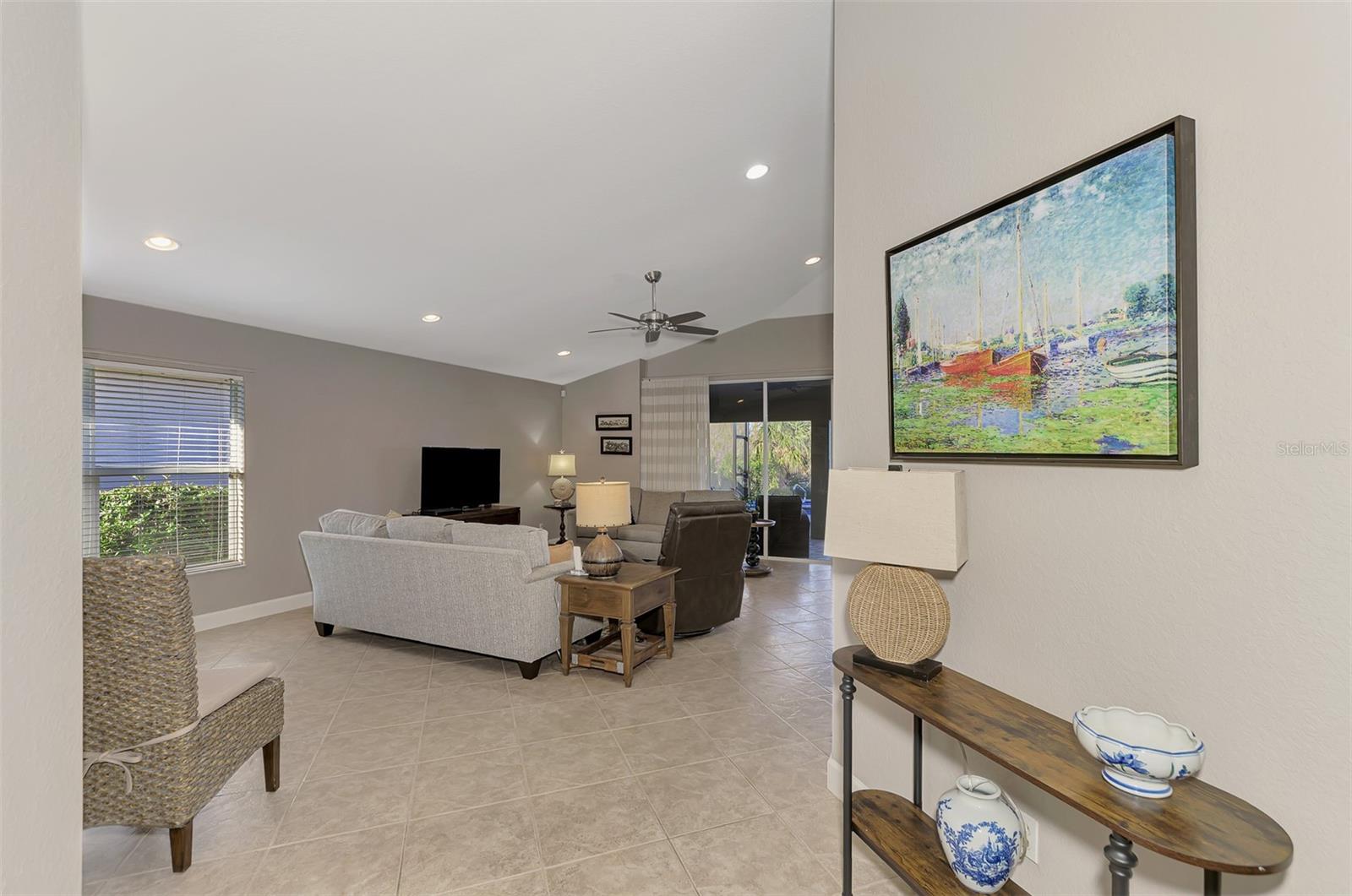 RIVERWOOD - Residential