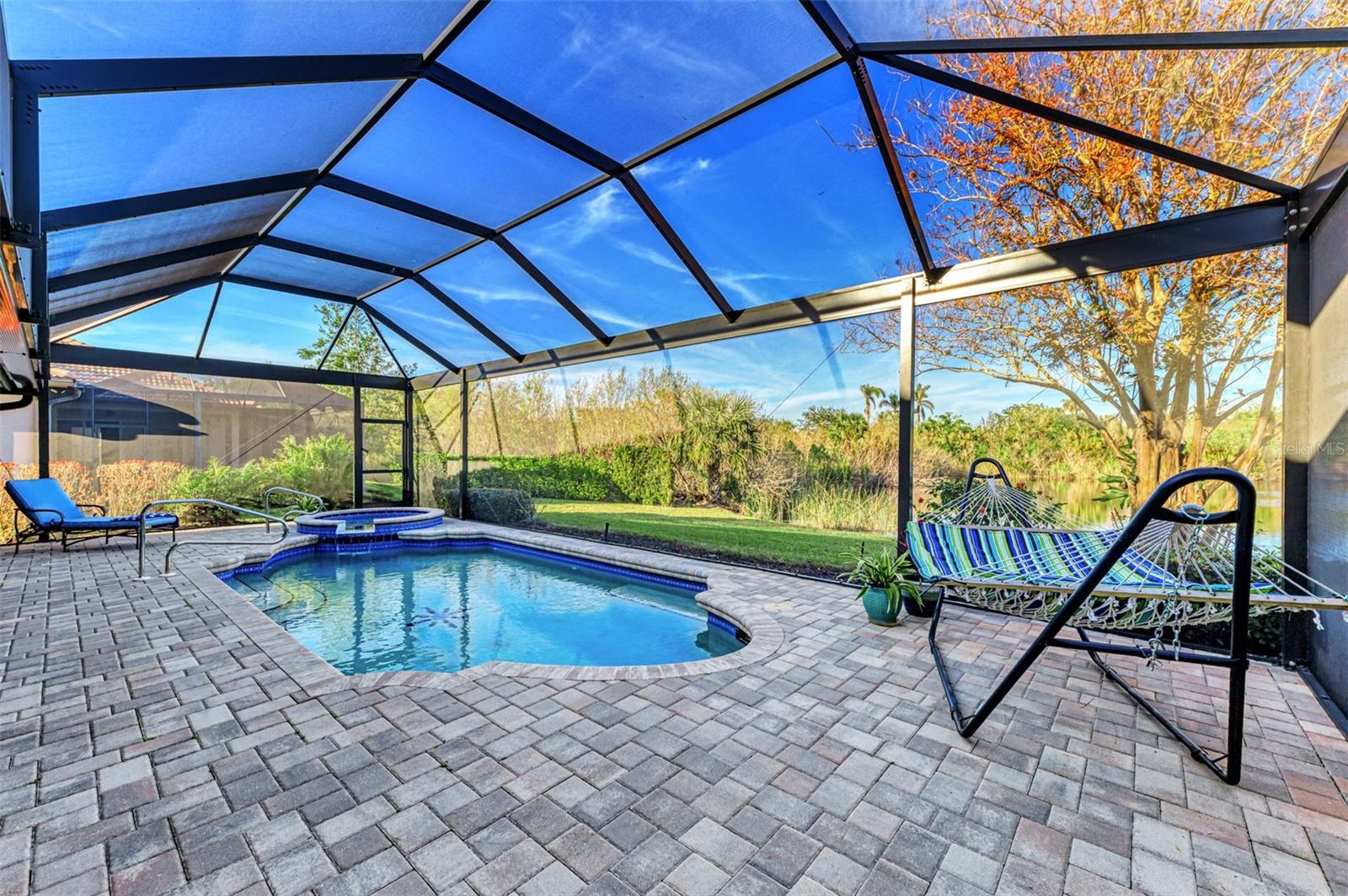 RIVERWOOD - Residential