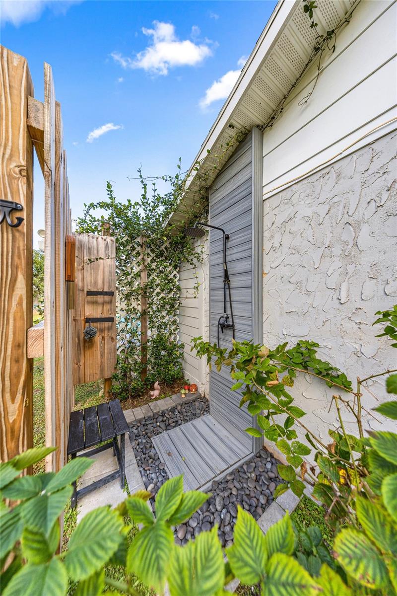 HOLCOMB ED - Residential