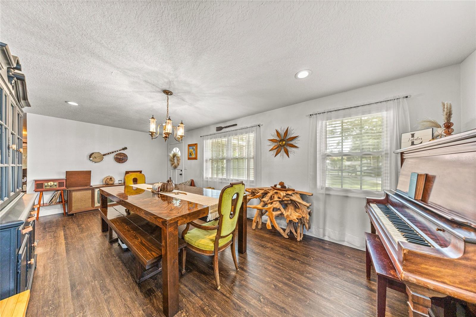 HOLCOMB ED - Residential