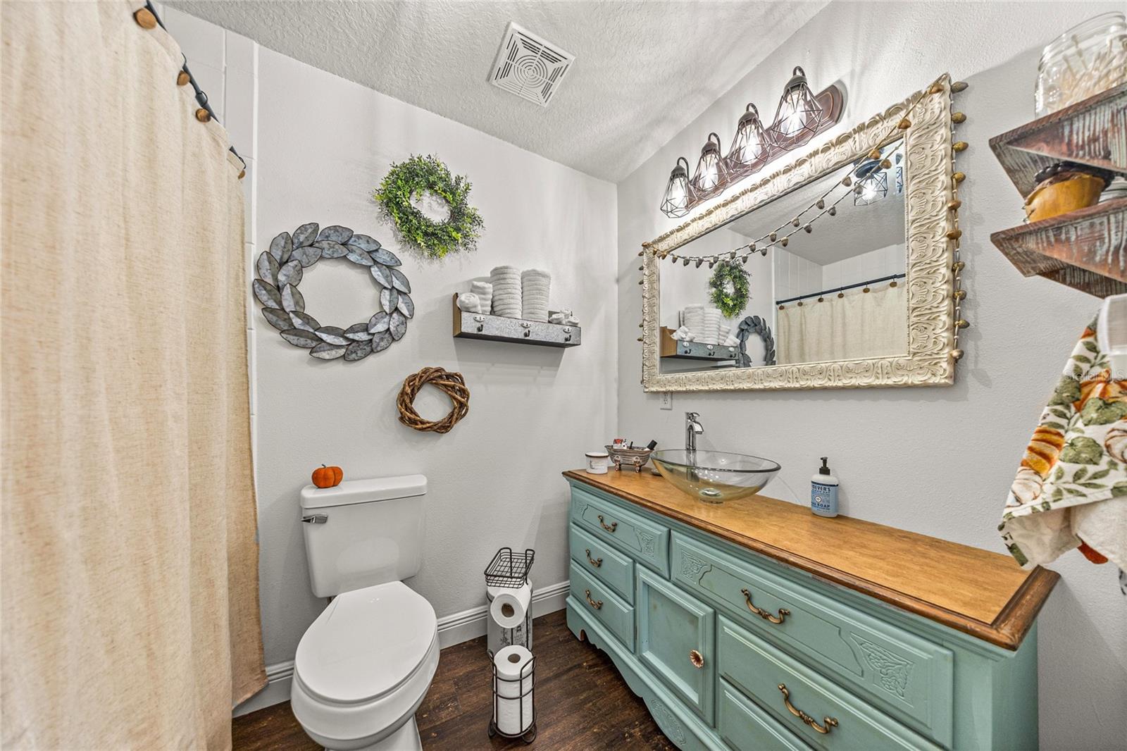 HOLCOMB ED - Residential