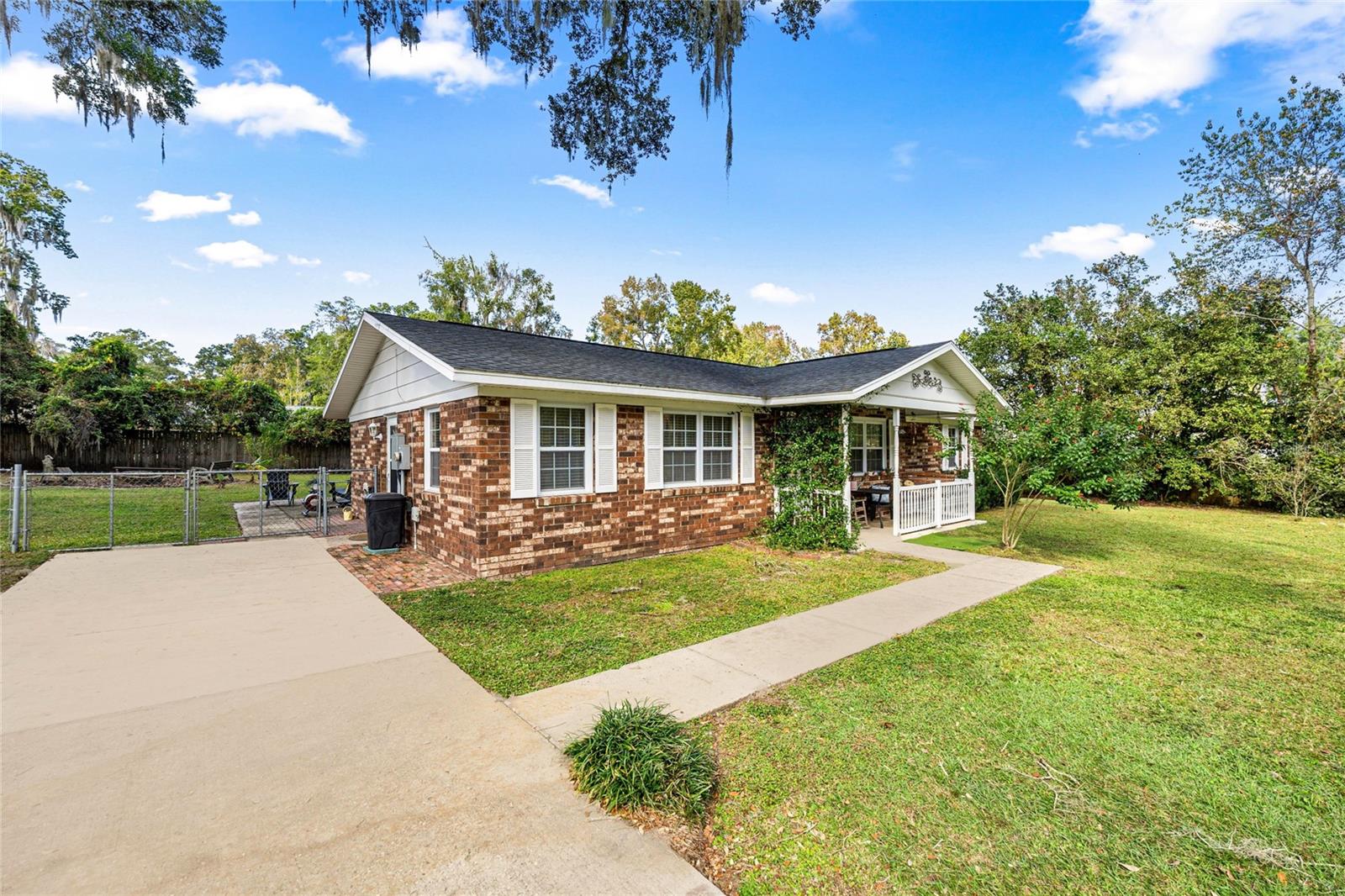 HOLCOMB ED - Residential