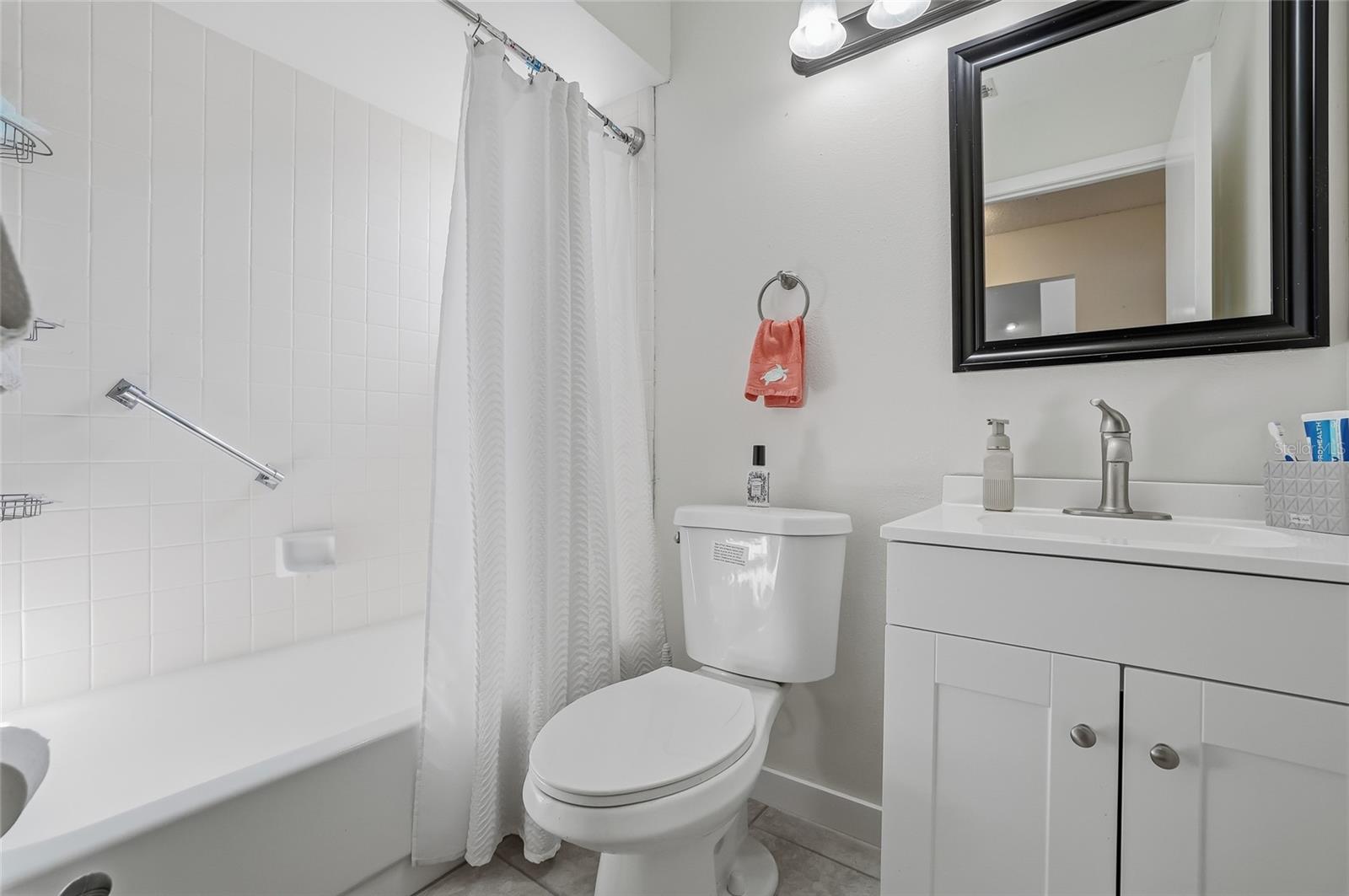 VILLAGE OF LAKESIDE SOUTH II - Residential