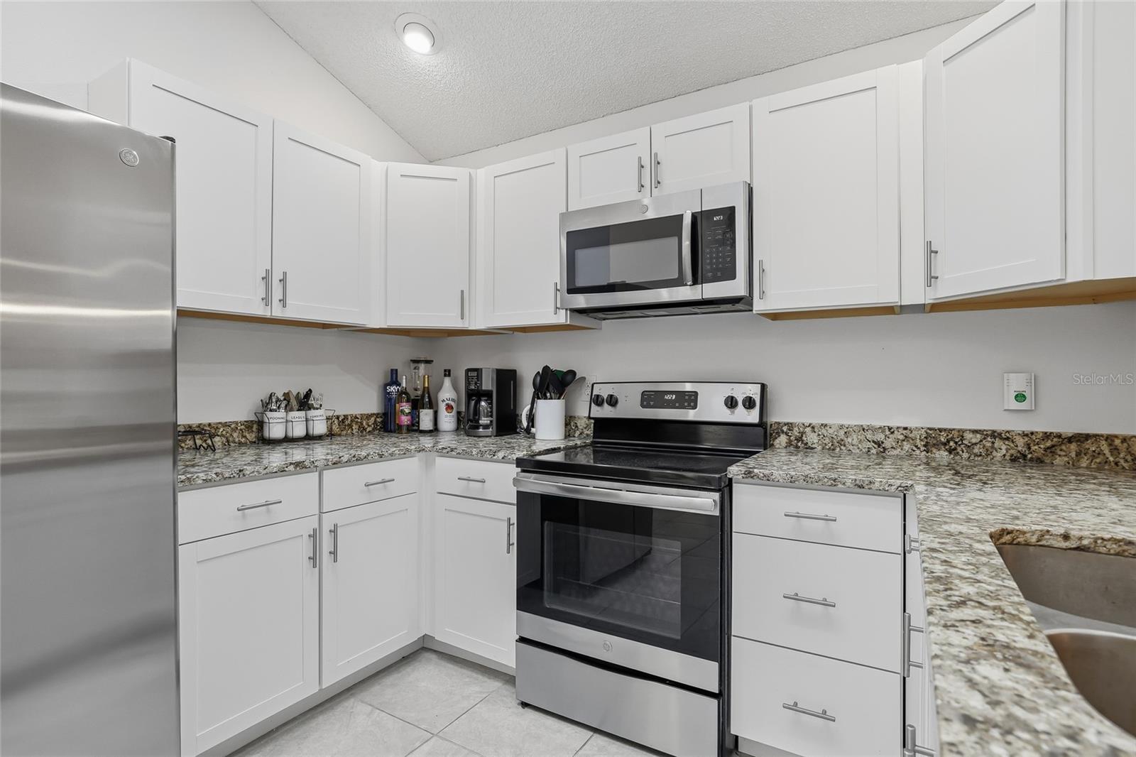 VILLAGE OF LAKESIDE SOUTH II - Residential