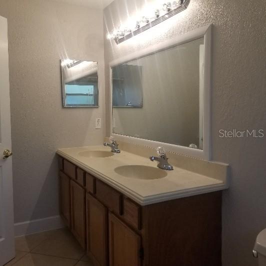 SUMMER WOODS - Residential Lease