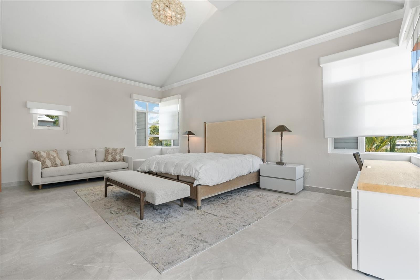 PASEO LAS PALMAS - Residential