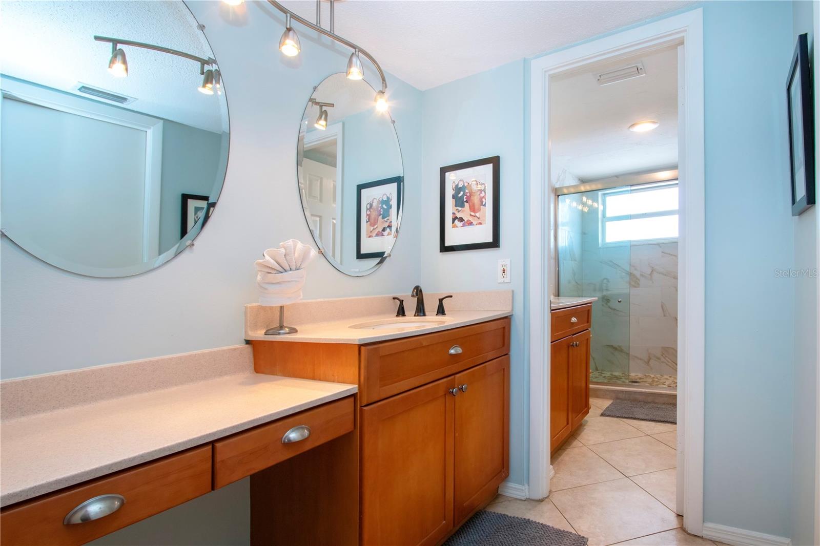 CRYSTAL SANDS 2 - Residential