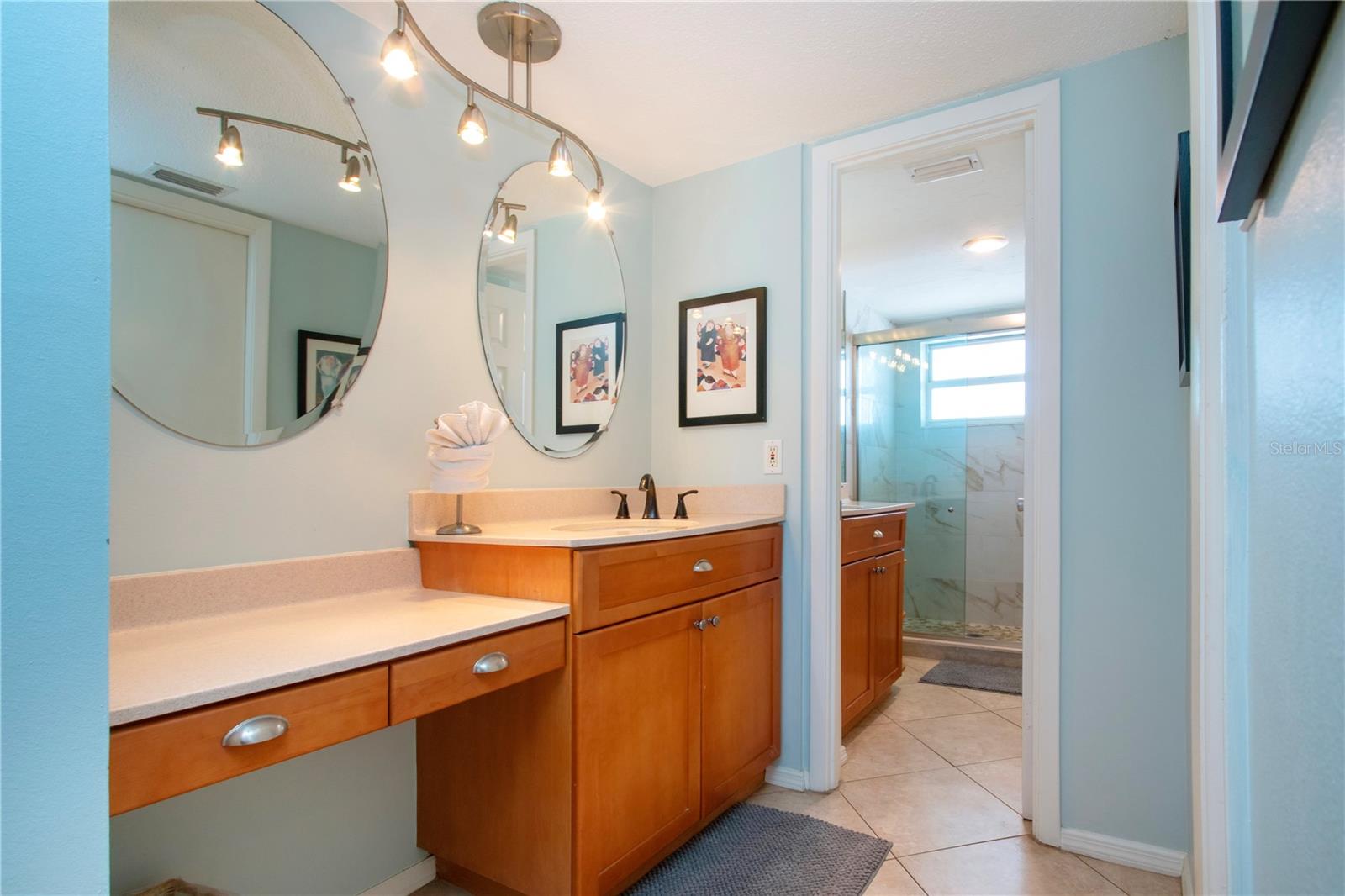 CRYSTAL SANDS 2 - Residential