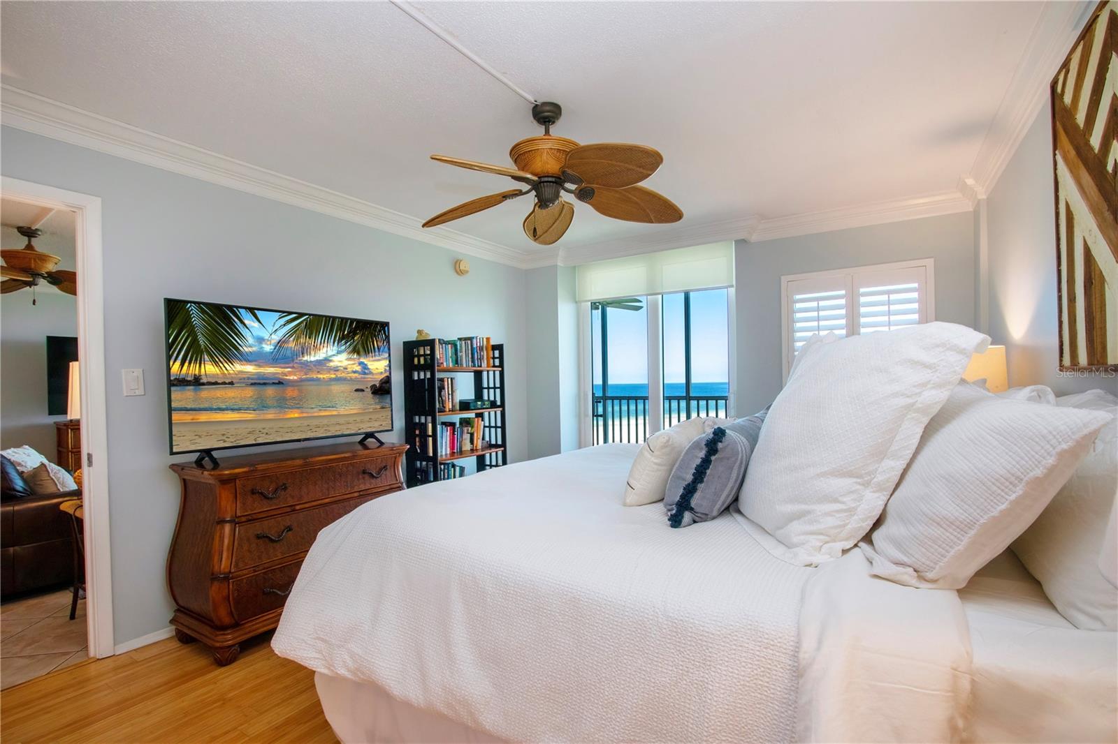 CRYSTAL SANDS 2 - Residential