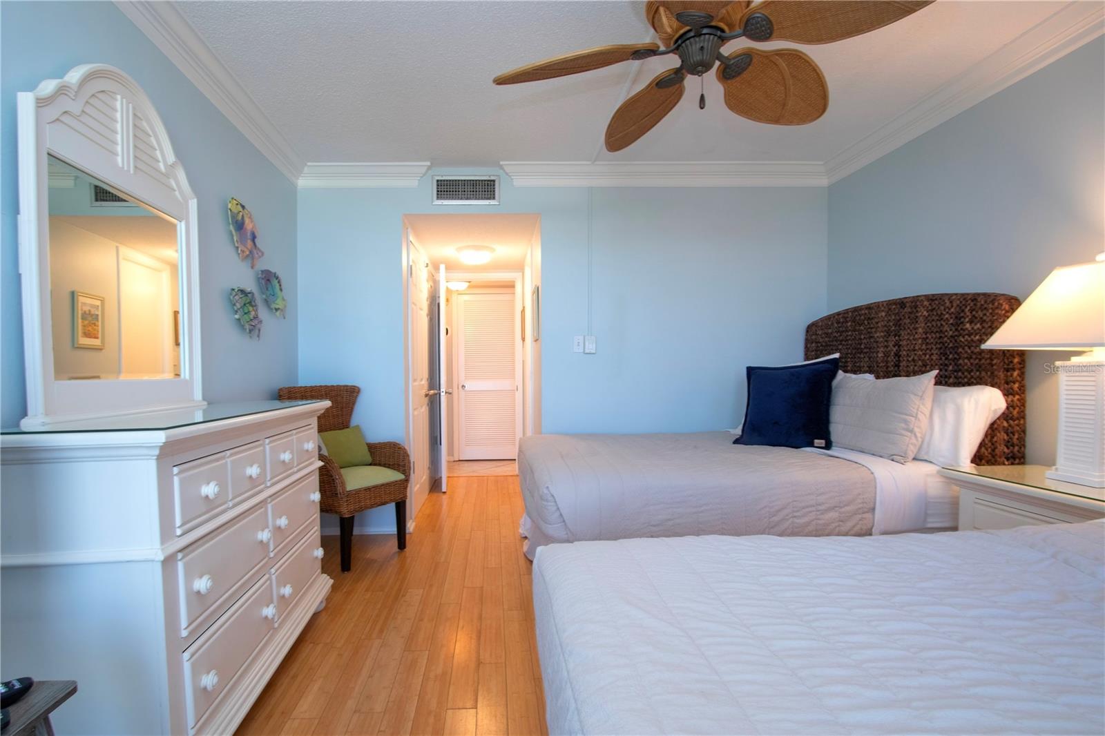 CRYSTAL SANDS 2 - Residential