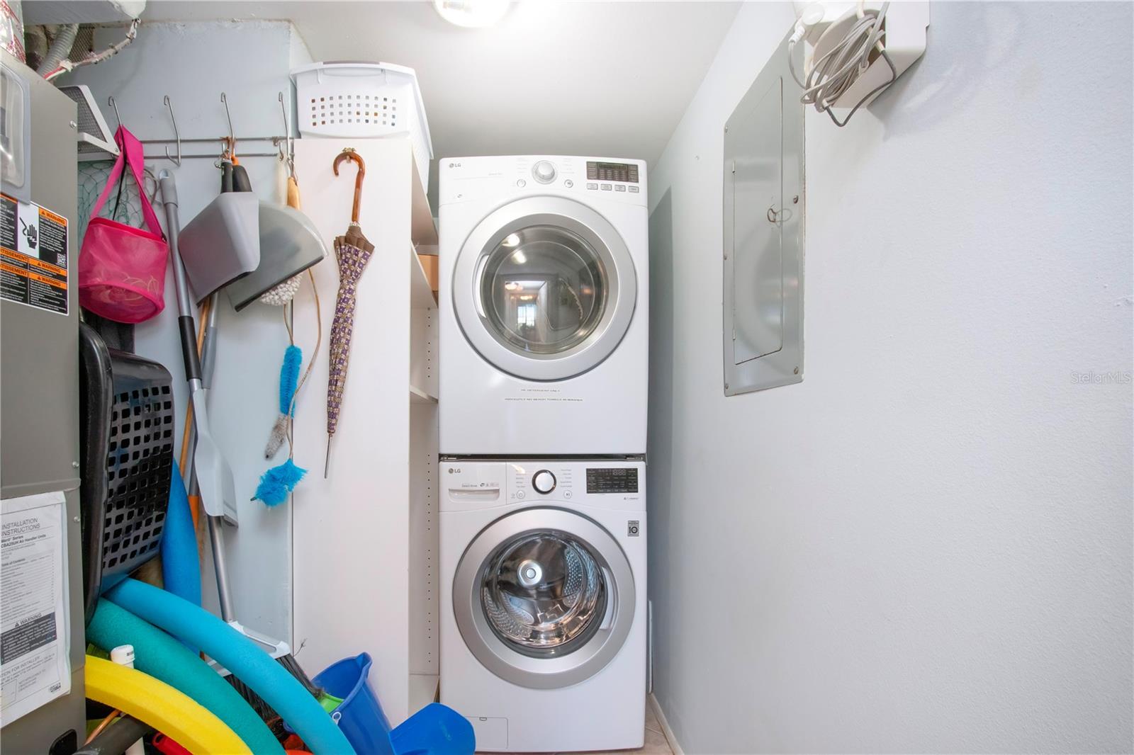 CRYSTAL SANDS 2 - Residential