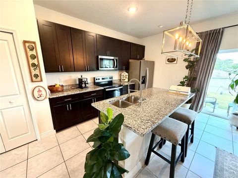 Tiny photo for 15943 SW 53rd Court, Ocala, FL 34473 (MLS # OM725036)