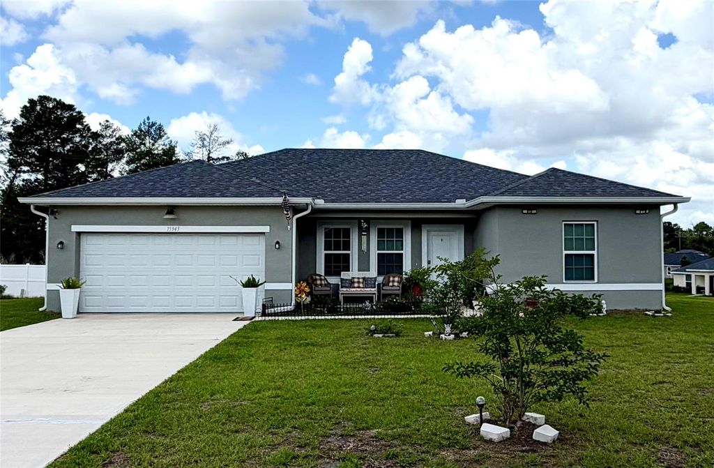Photo of 15943 SW 53rd Court, Ocala, FL 34473 (MLS # OM725036)