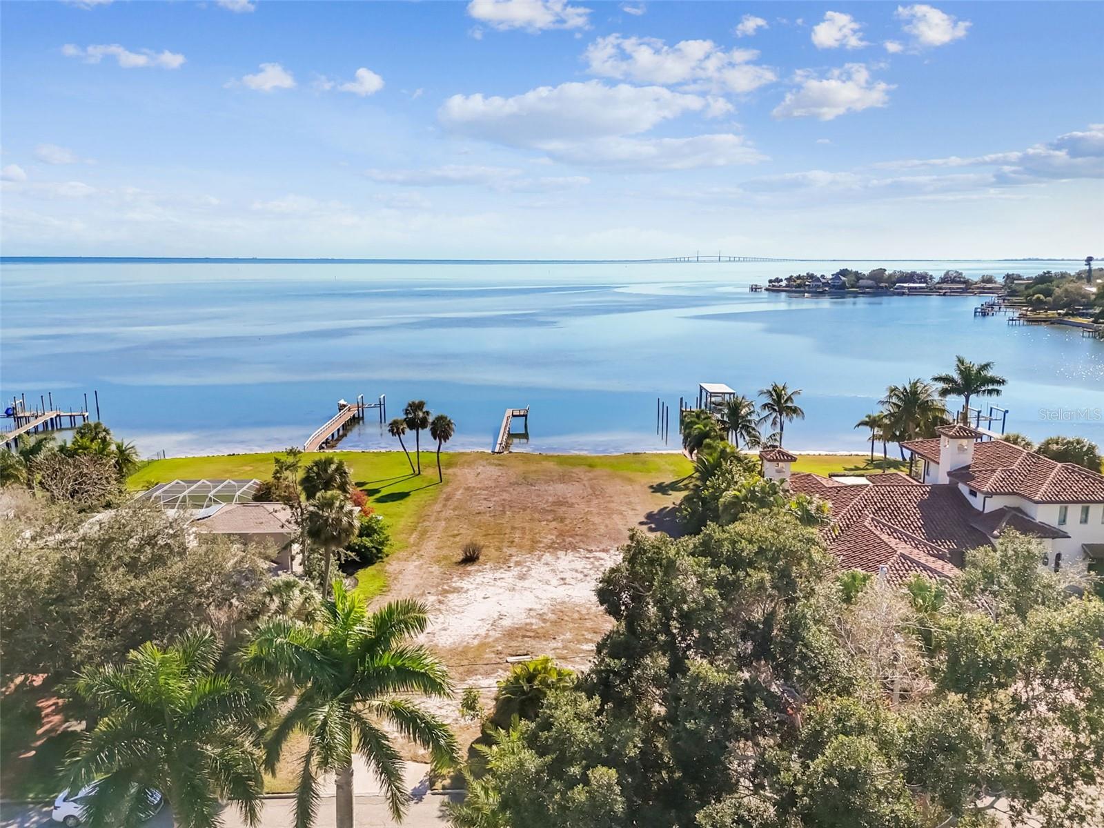 6330 BAHAMA SHORES DRIVE S