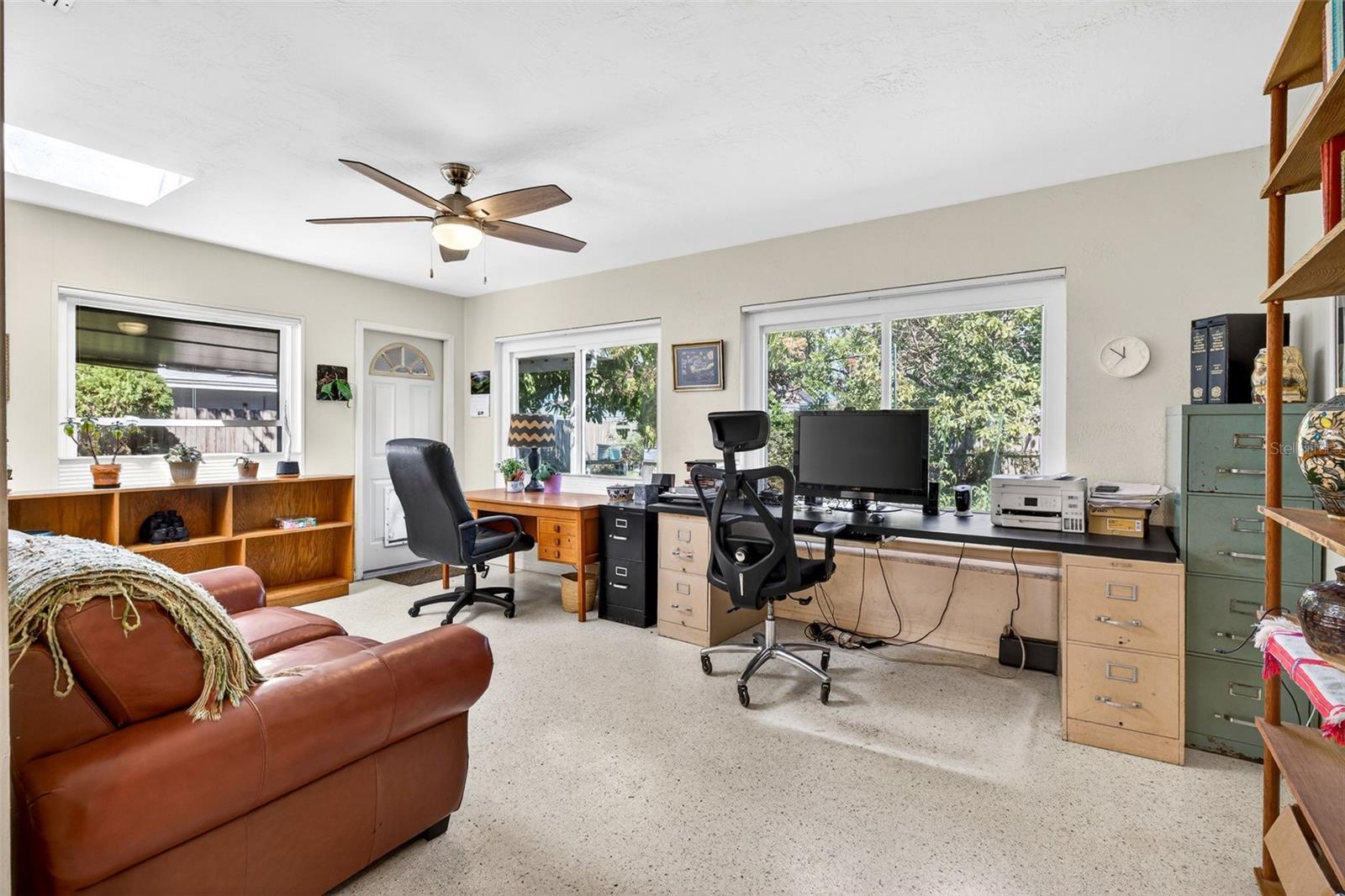 EAGLE CREST - Residential