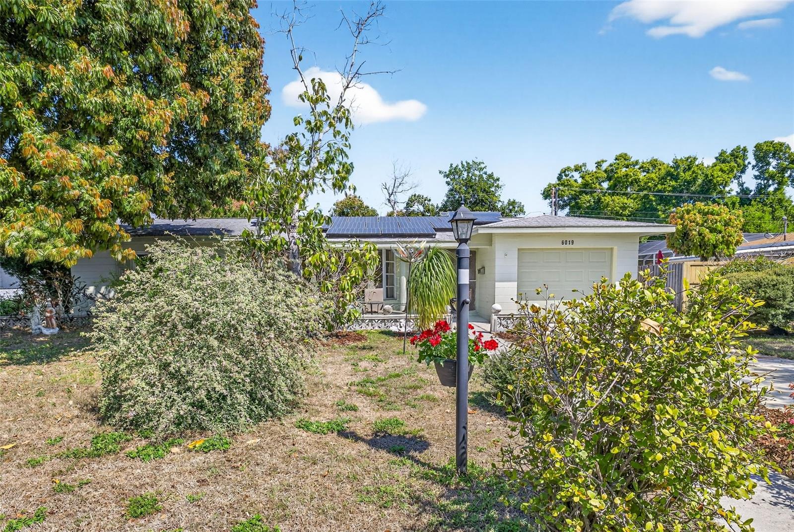 EAGLE CREST - Residential