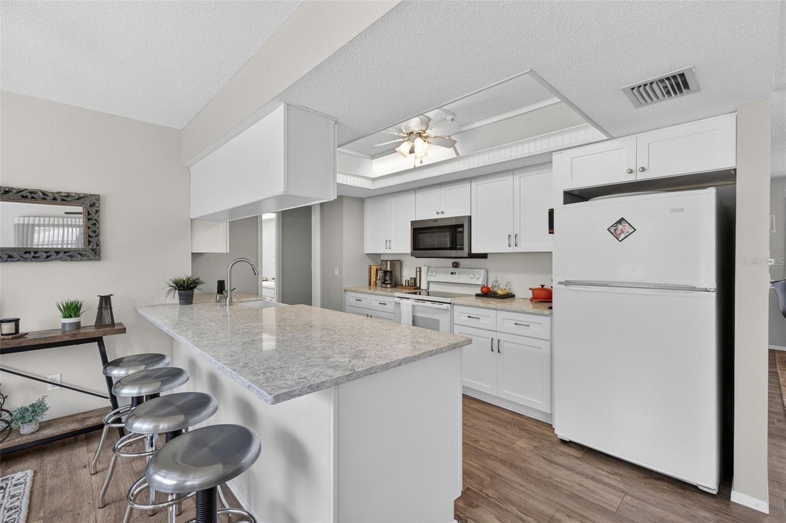 CROWN POINT - Residential