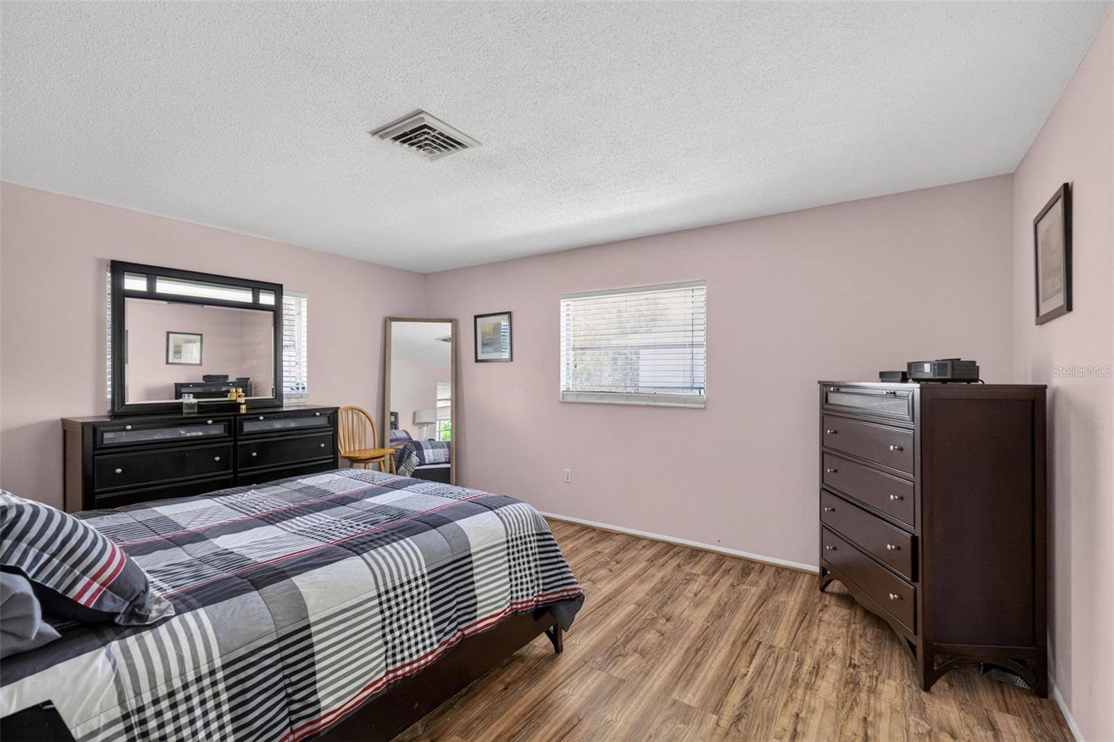 CROWN POINT - Residential