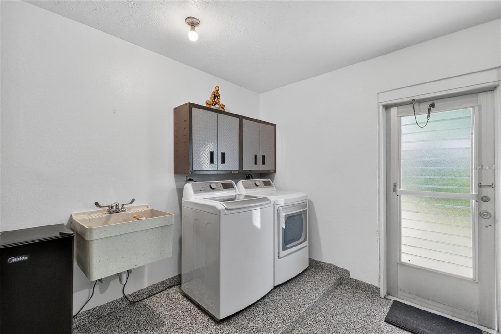 CROWN POINT - Residential