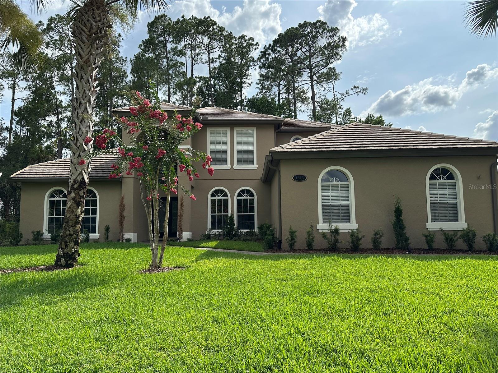 1613 SHADOWMOSS CIRCLE