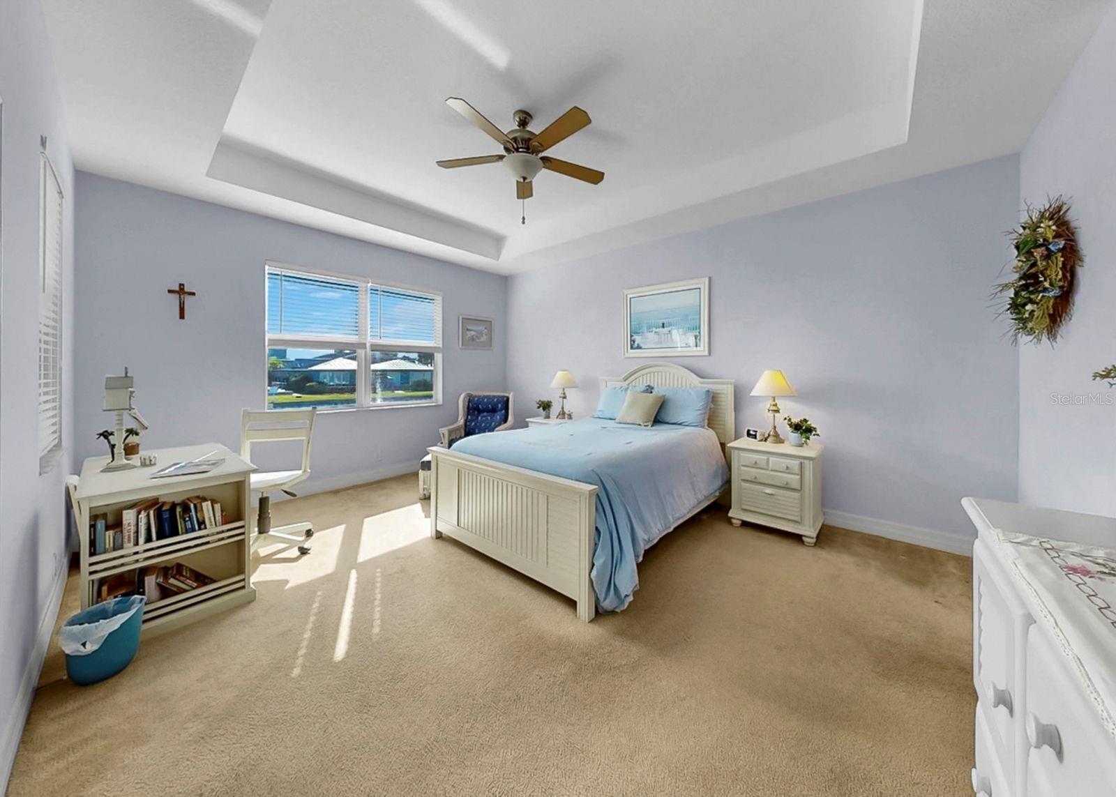 APOLLO BEACH UNIT 08 A RESUBDI - Residential