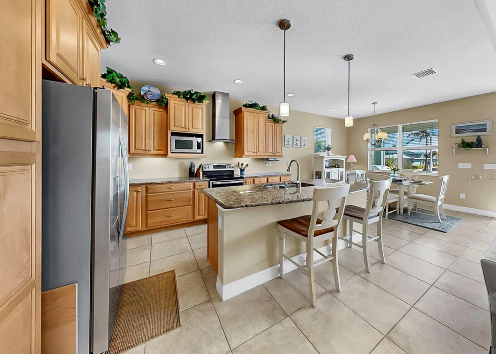 APOLLO BEACH UNIT 08 A RESUBDI - Residential