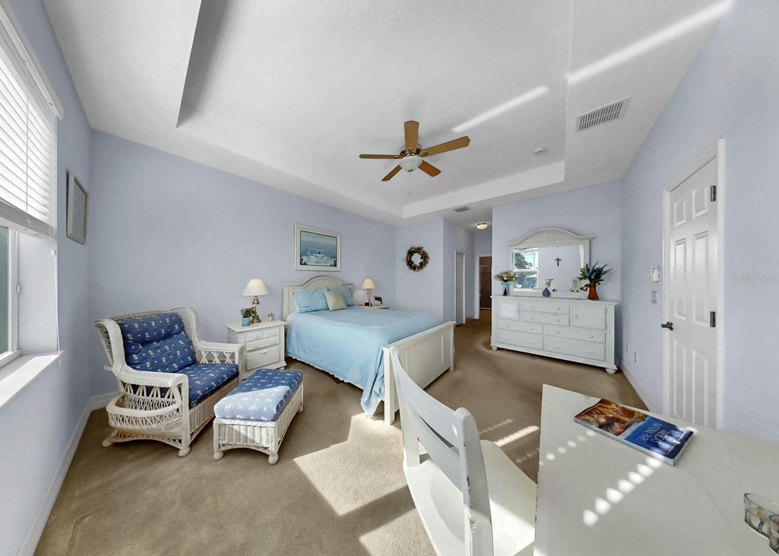 APOLLO BEACH UNIT 08 A RESUBDI - Residential