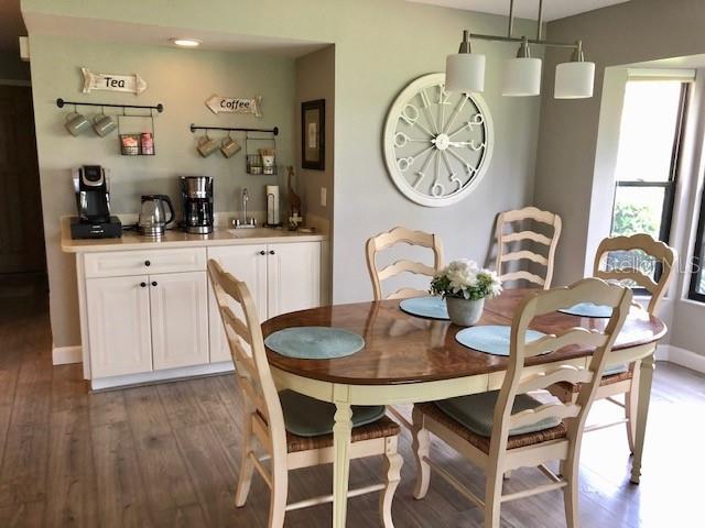 AVISTA OF PALM-AIRE SEC 1 - Residential Lease