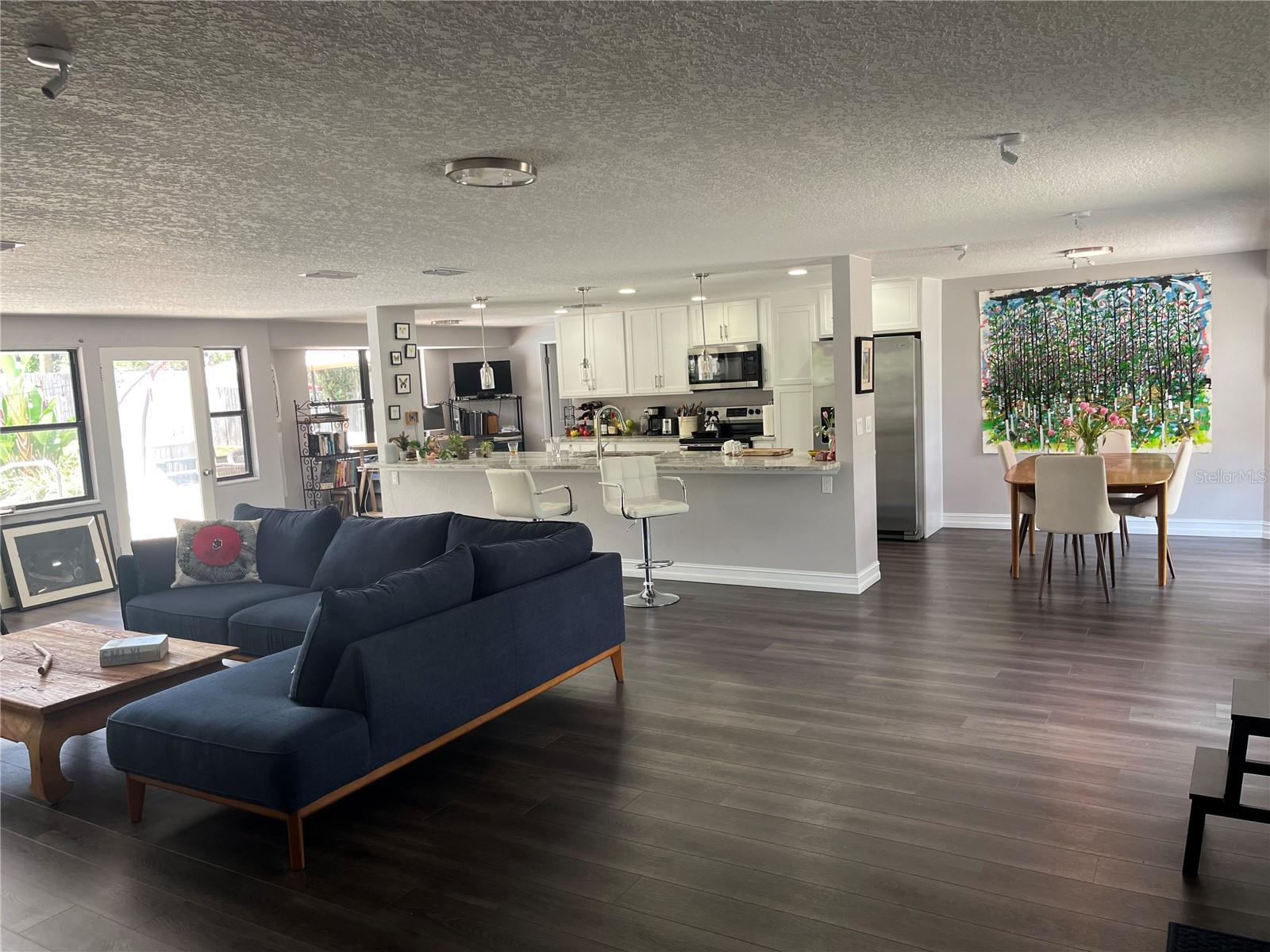 3021 PLAZA TERRACE DRIVE