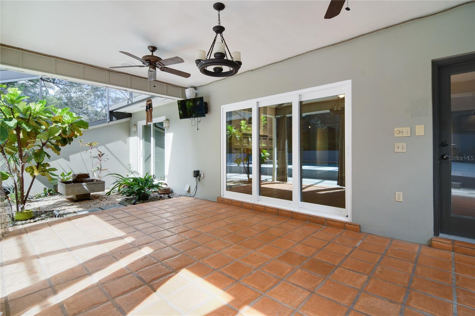 MOUNT DORA FOREST HEIGHTS - Residential