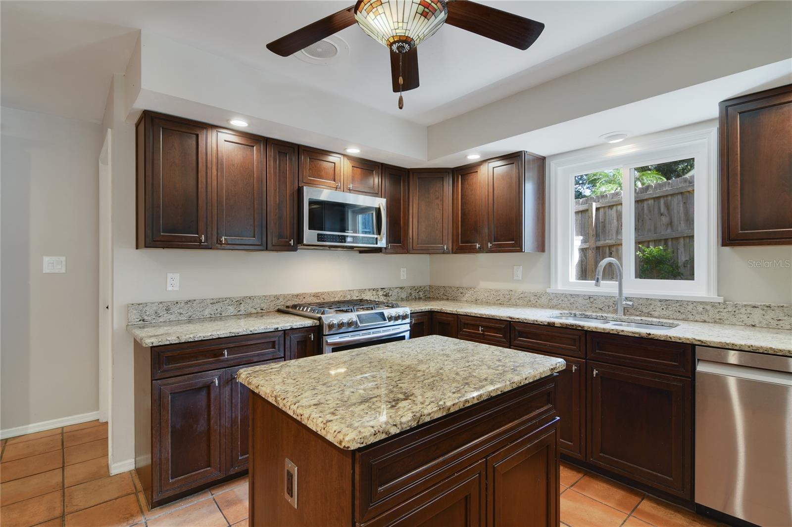 MOUNT DORA FOREST HEIGHTS - Residential