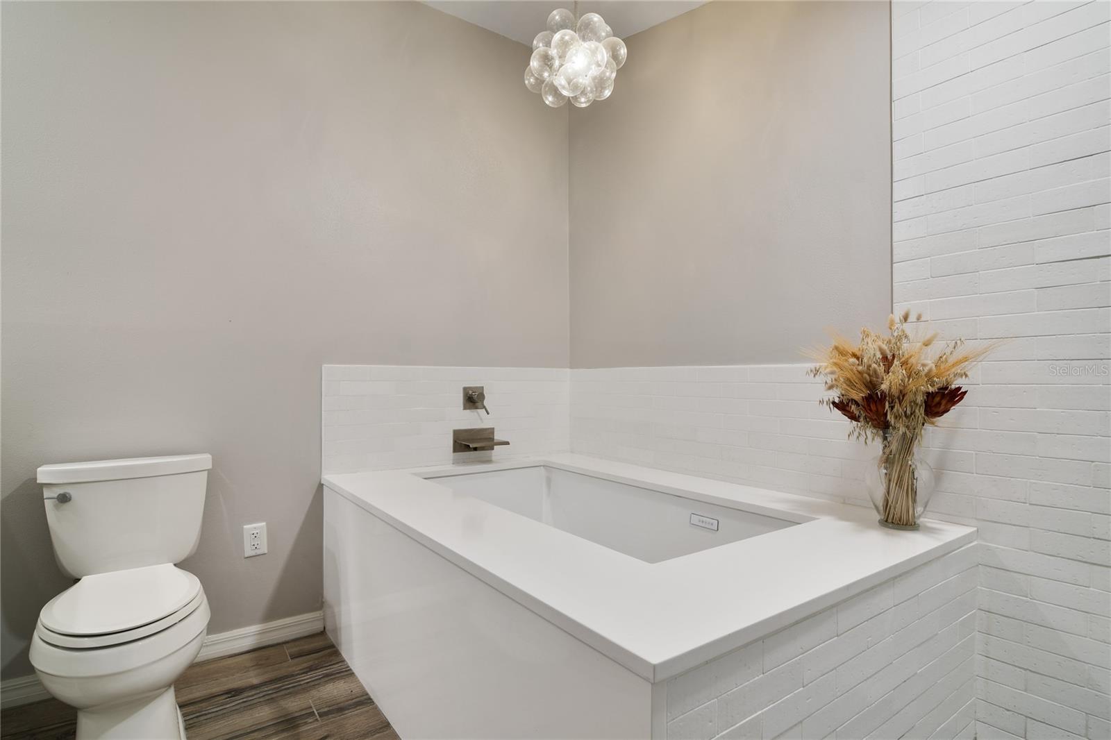 MOUNT DORA FOREST HEIGHTS - Residential