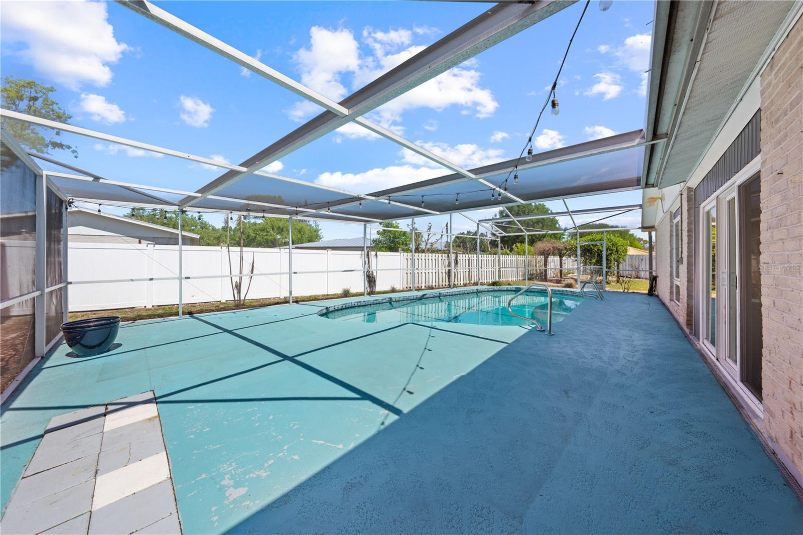 CLEMENT'S WOOD - Residential