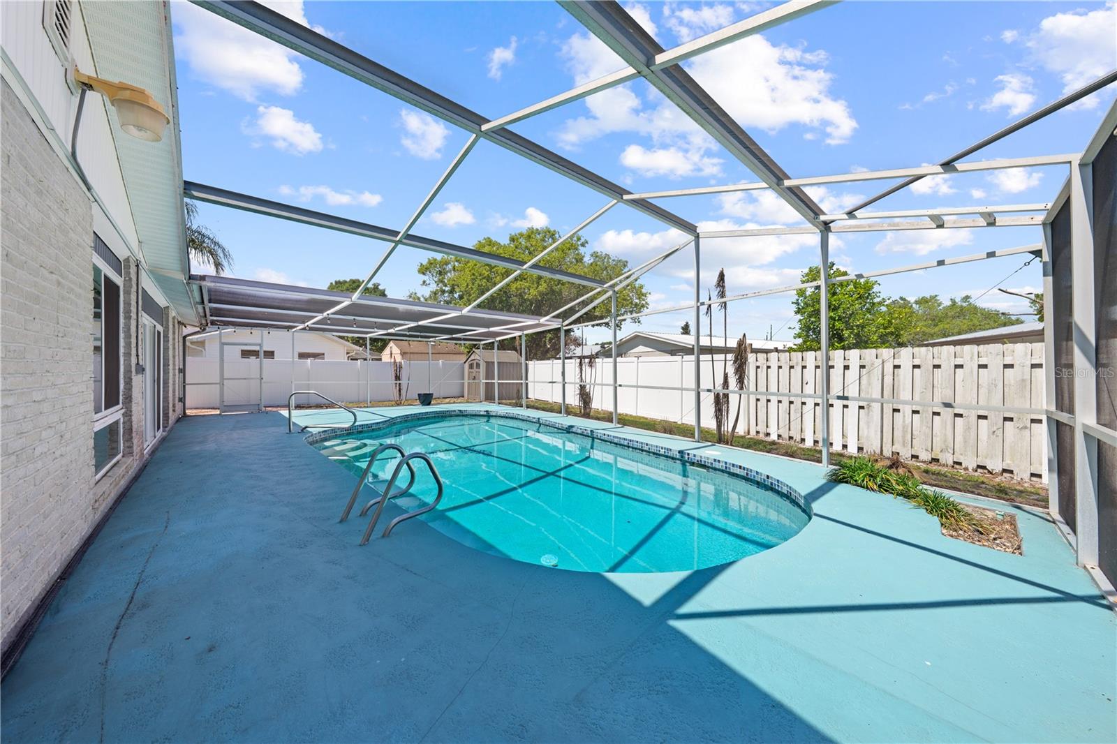 CLEMENT'S WOOD - Residential