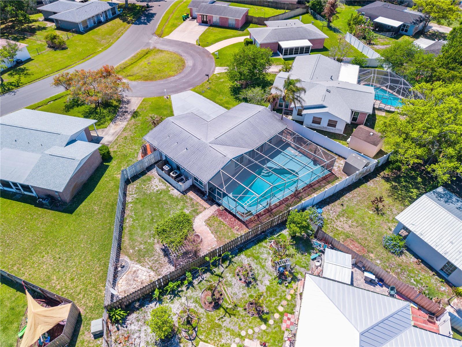 CLEMENT'S WOOD - Residential