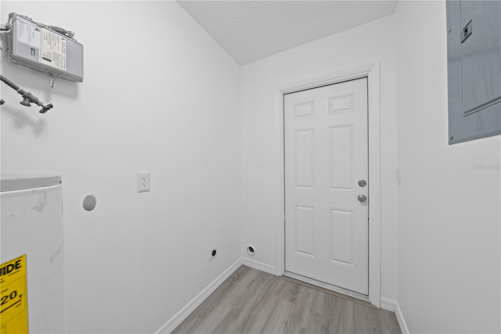 CLEMENT'S WOOD - Residential