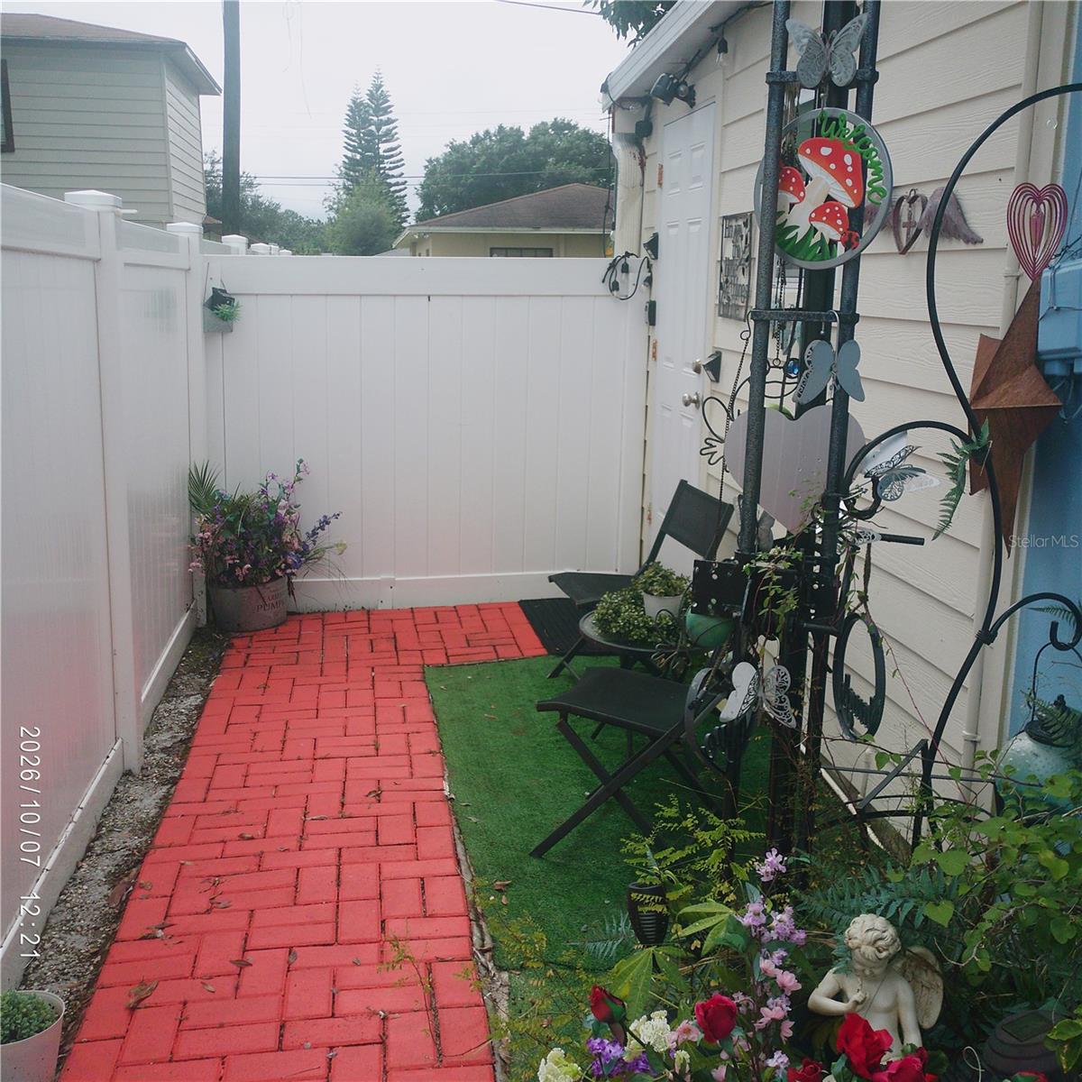 3410 W CORDELIA STREET
