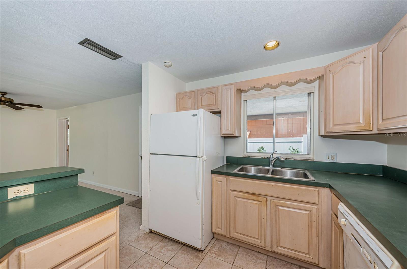 JUNGLE TERRACE SEC B - Residential