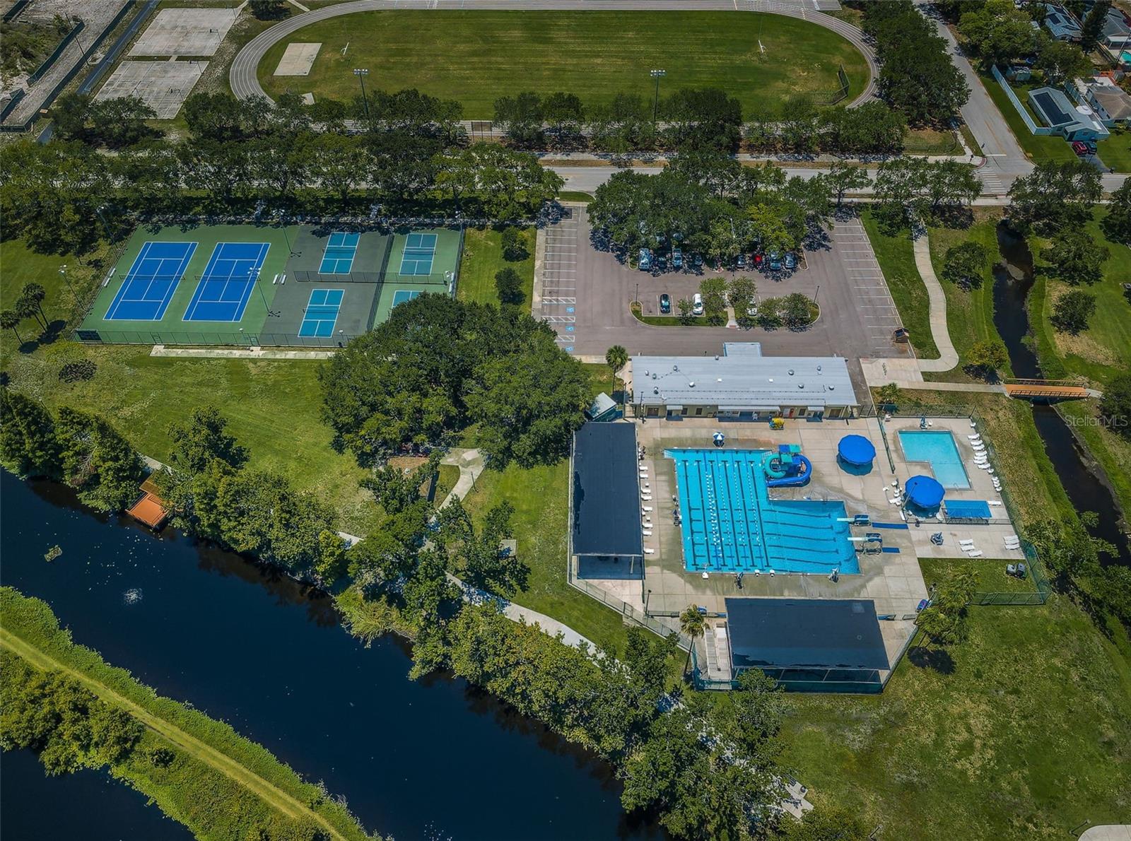 JUNGLE TERRACE SEC B - Residential