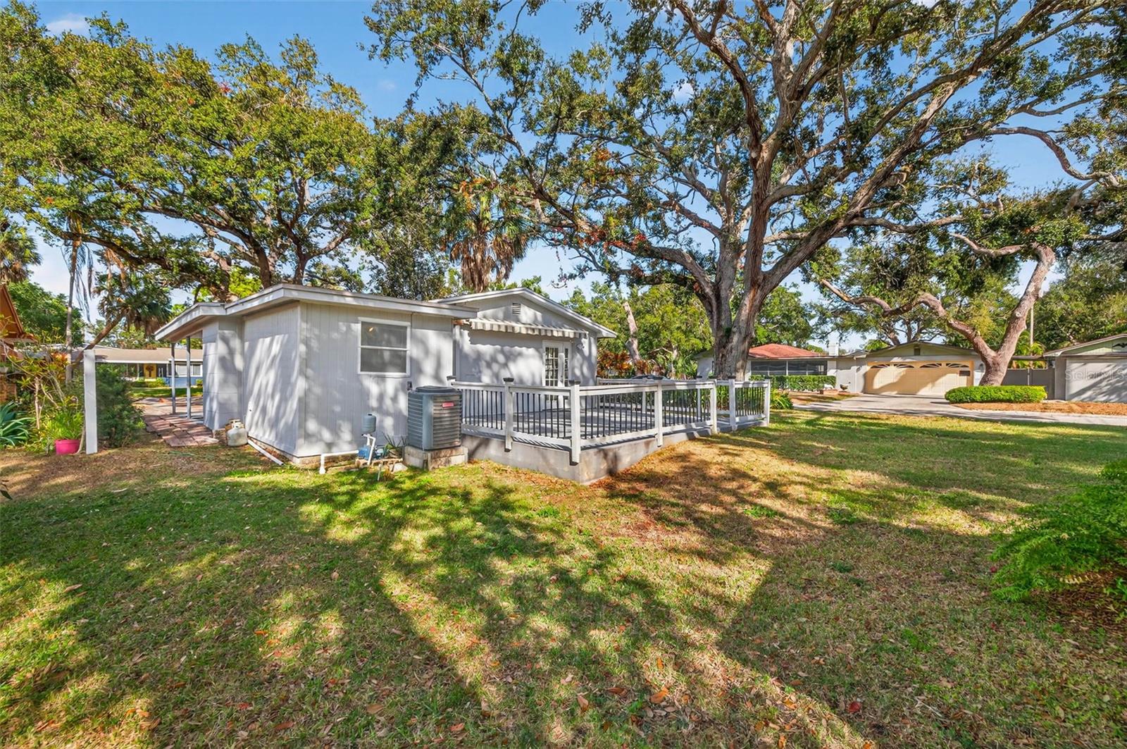 JUNGLE TERRACE SEC B - Residential