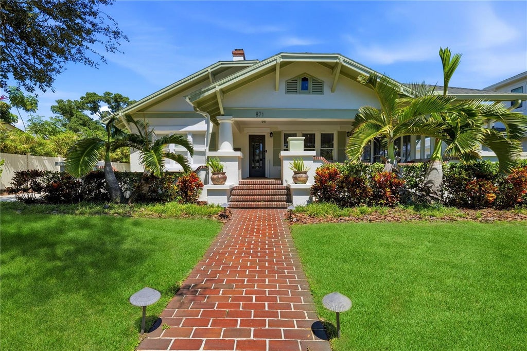 Photo of 871 17th Avenue N, St Petersburg, FL 33704 (MLS # TB8522151)