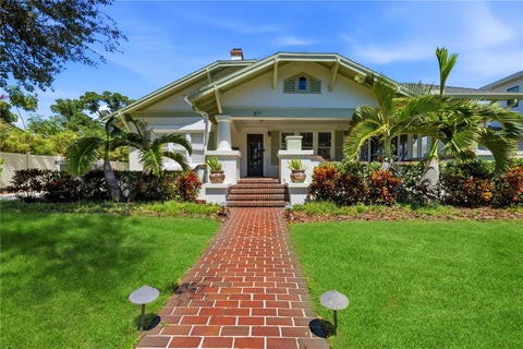 Photo of 871 17th Avenue N, St Petersburg, FL 33704 (MLS # TB8522151)