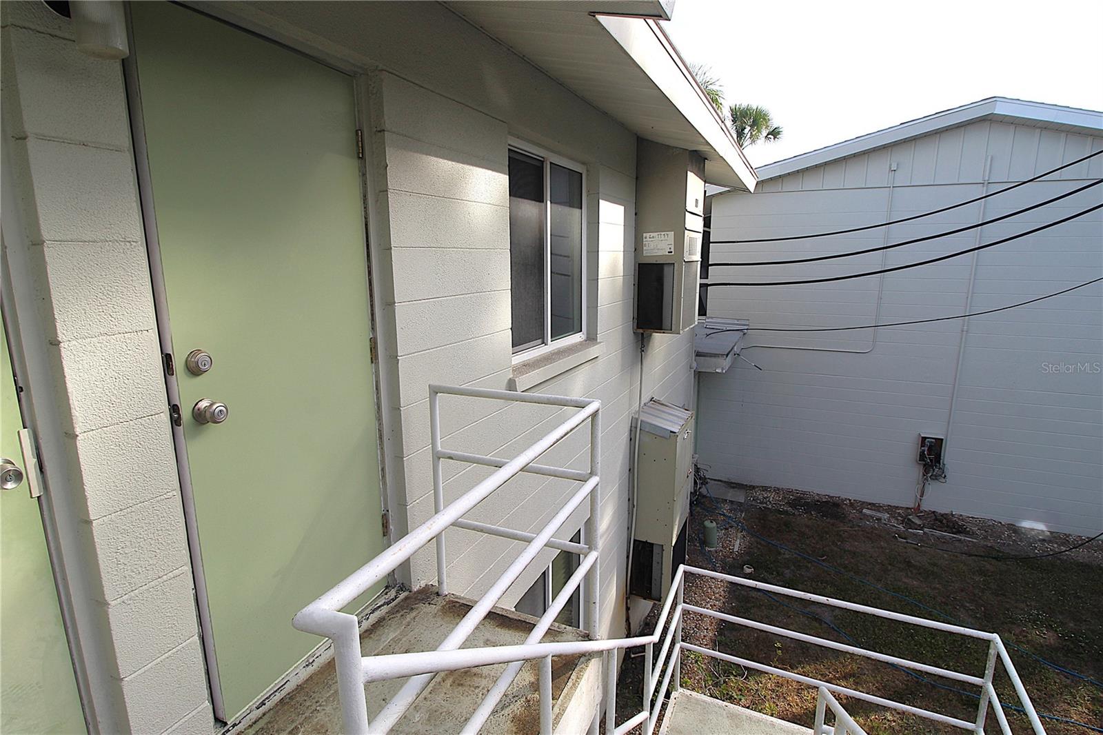 GARDEN APTS - Residential Lease