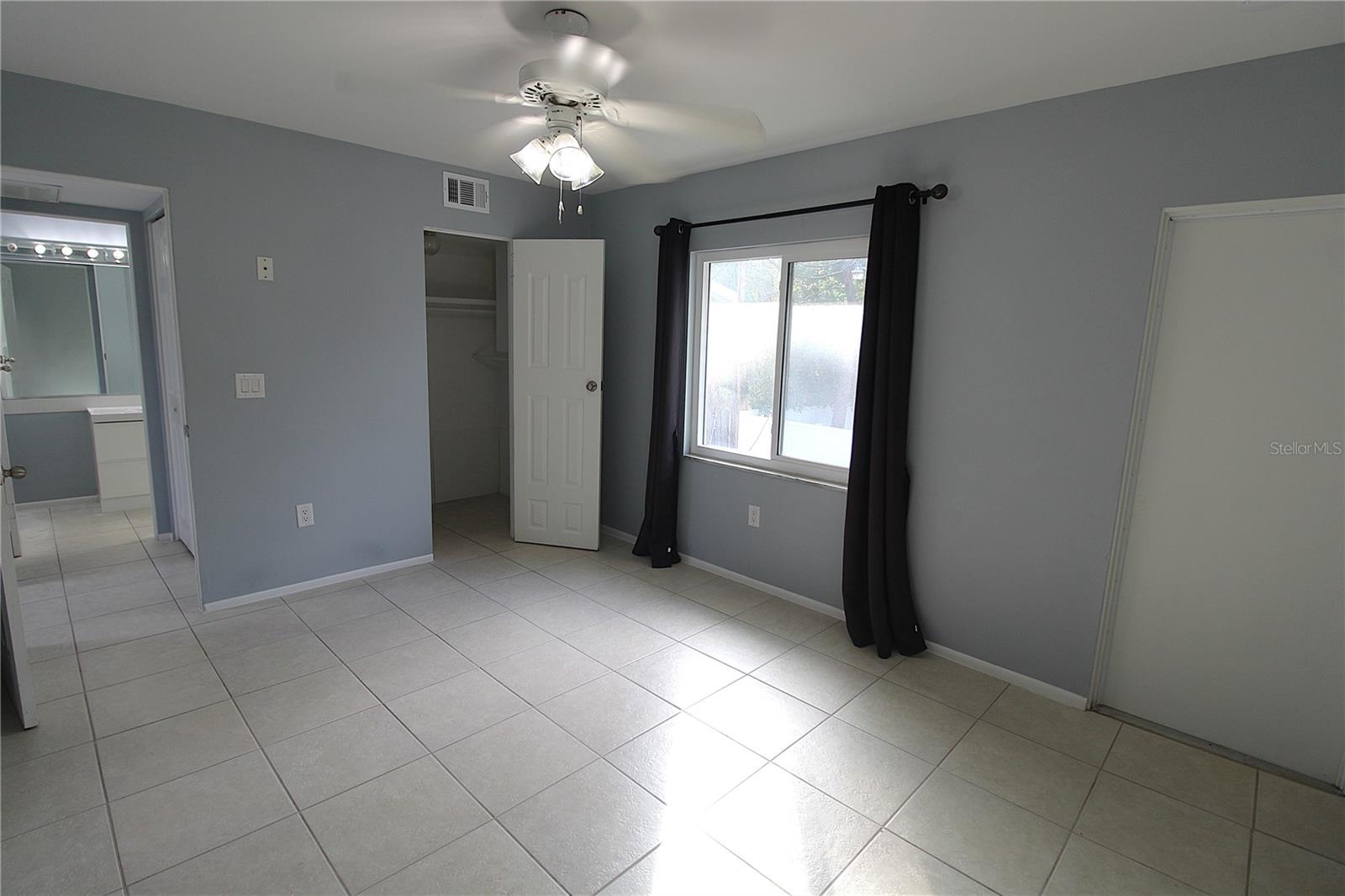 GARDEN APTS - Residential Lease