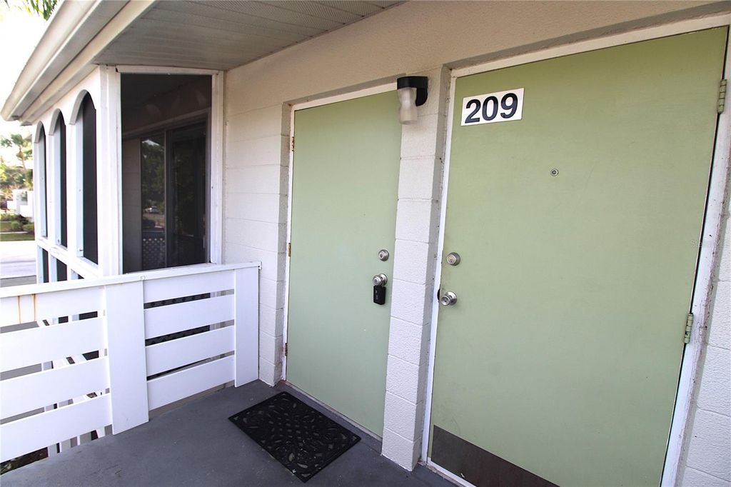 Photo of 2304 Ringling Boulevard #208, Sarasota, FL 34237 (MLS # A4675703)