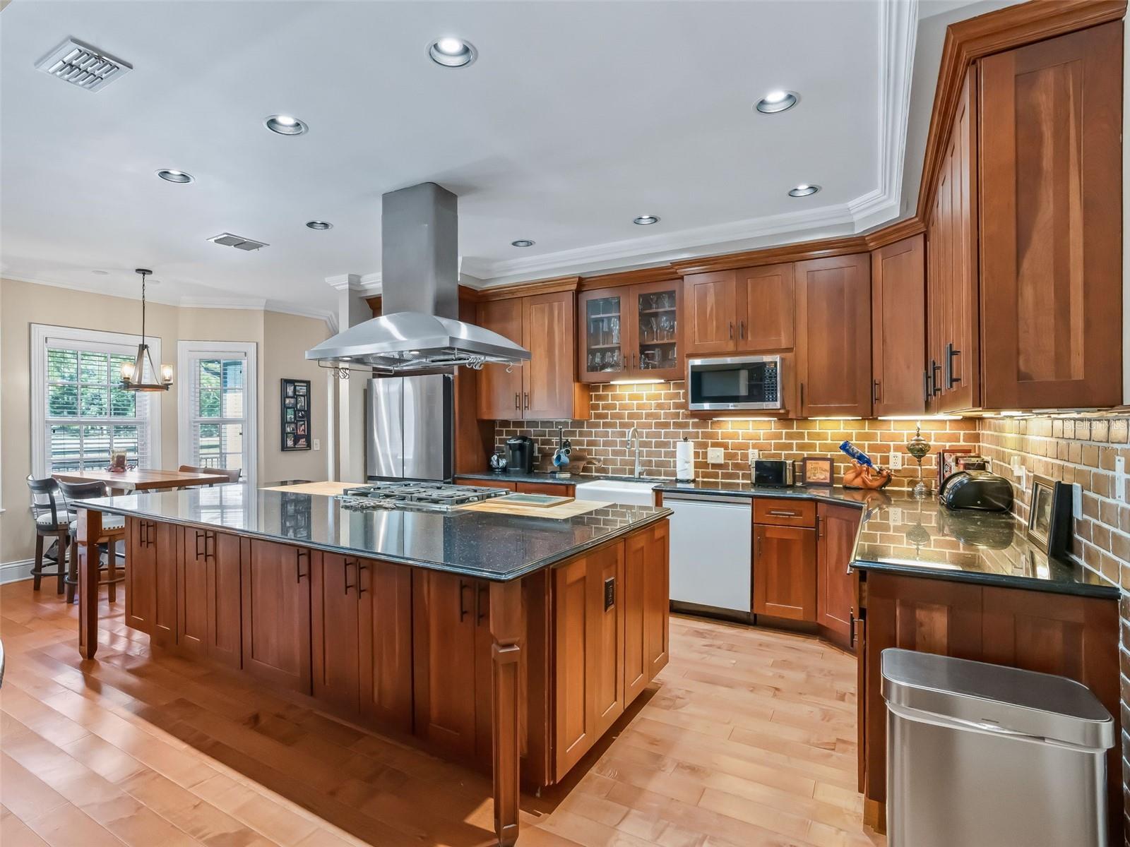 WILLOW BROOK - Residential