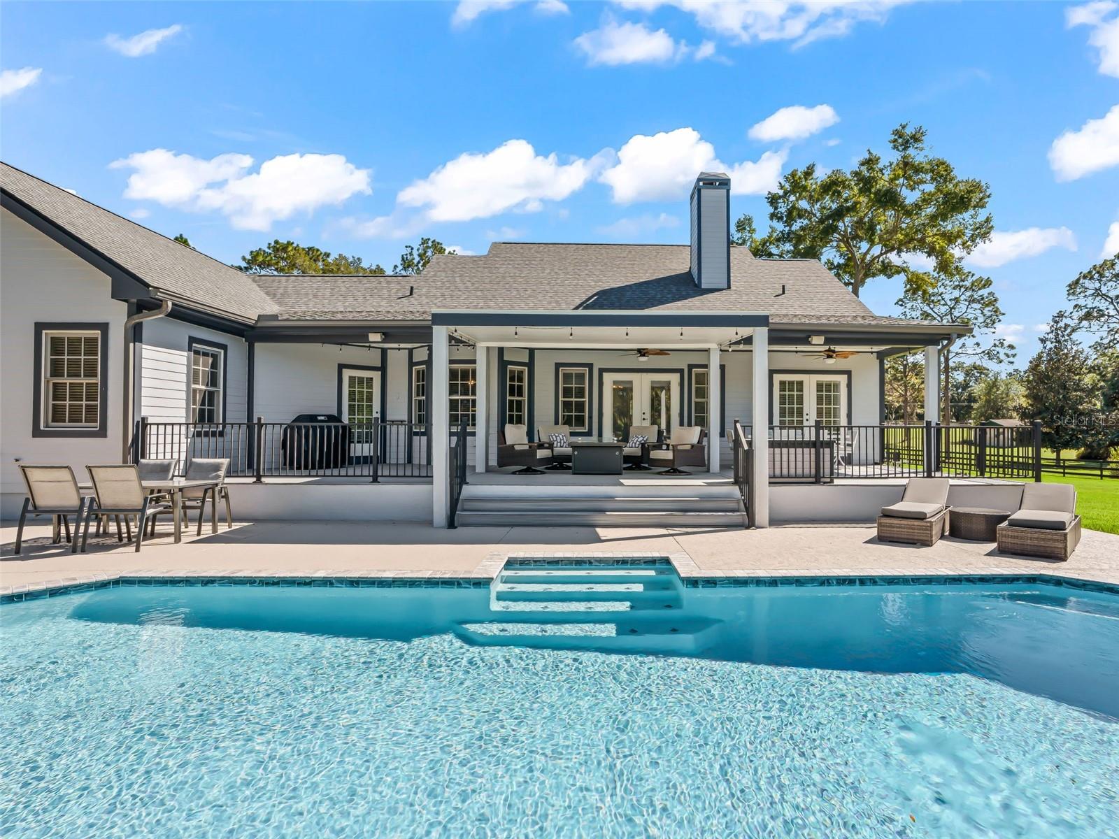 WILLOW BROOK - Residential