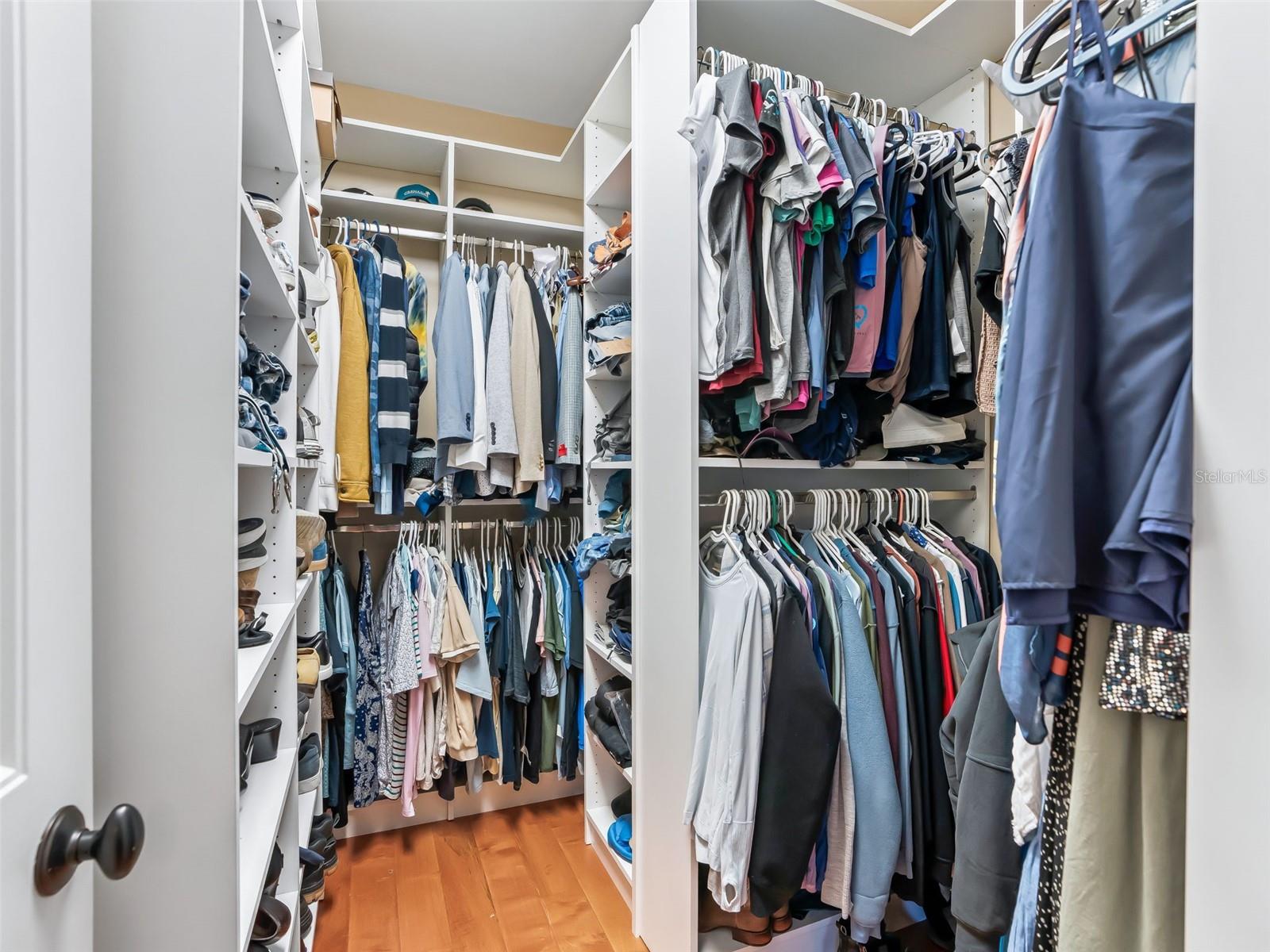 WILLOW BROOK - Residential