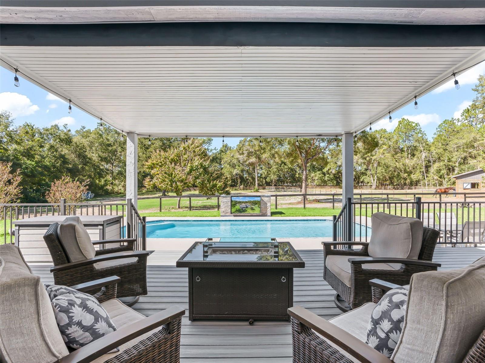 WILLOW BROOK - Residential